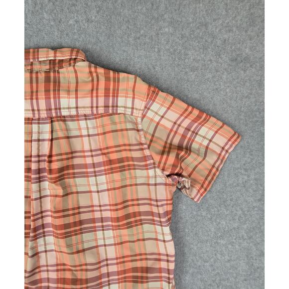Eddie Bauer Shirt Mens Size Medium Short Sleeve Button Down Peach color Plaid - Picture 11 of 16